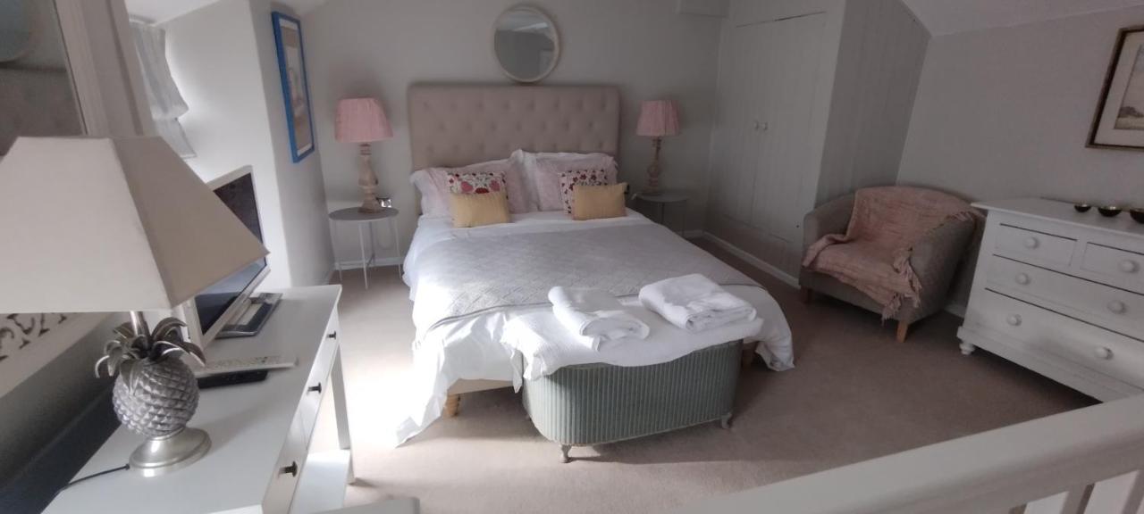 Samphire Cottage Helston Bagian luar foto