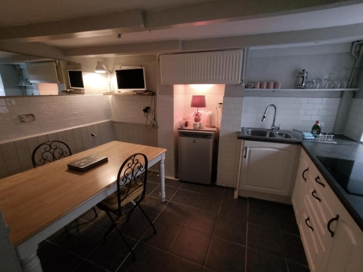 Samphire Cottage Helston Bagian luar foto